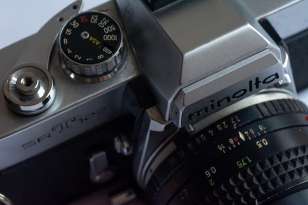 Minolta SRT-102